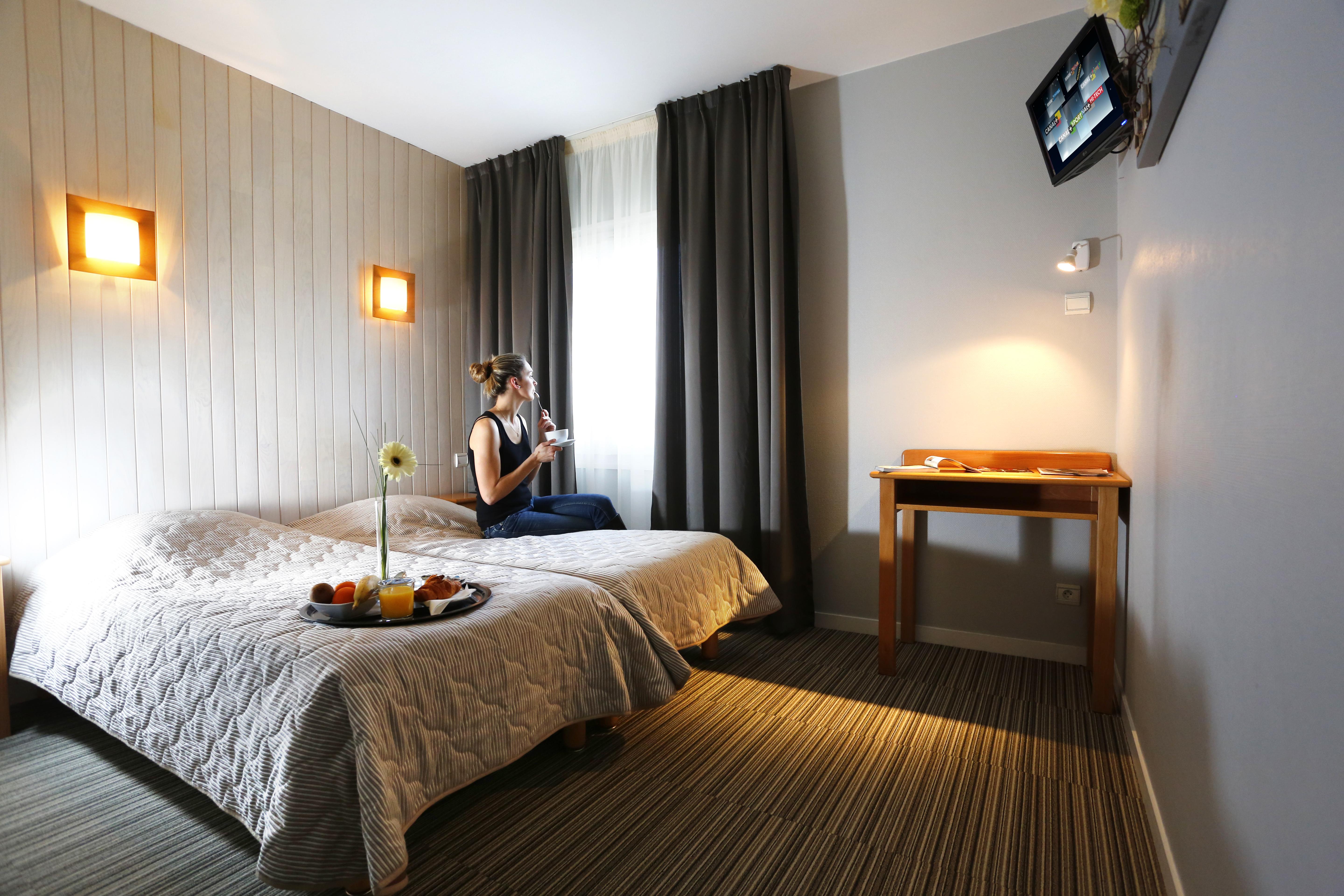 Logis Hotel Le Relais Biscarrosse Bagian luar foto