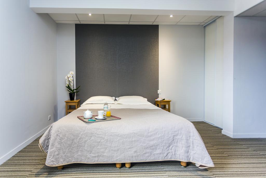 Logis Hotel Le Relais Biscarrosse Bagian luar foto