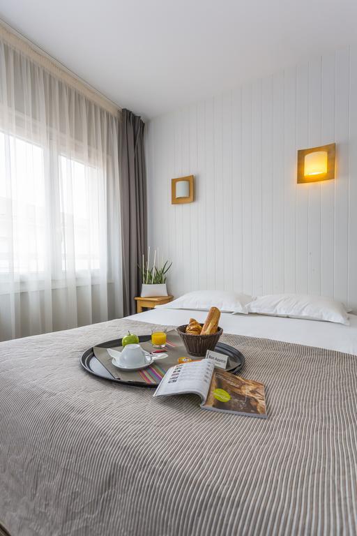 Logis Hotel Le Relais Biscarrosse Bagian luar foto