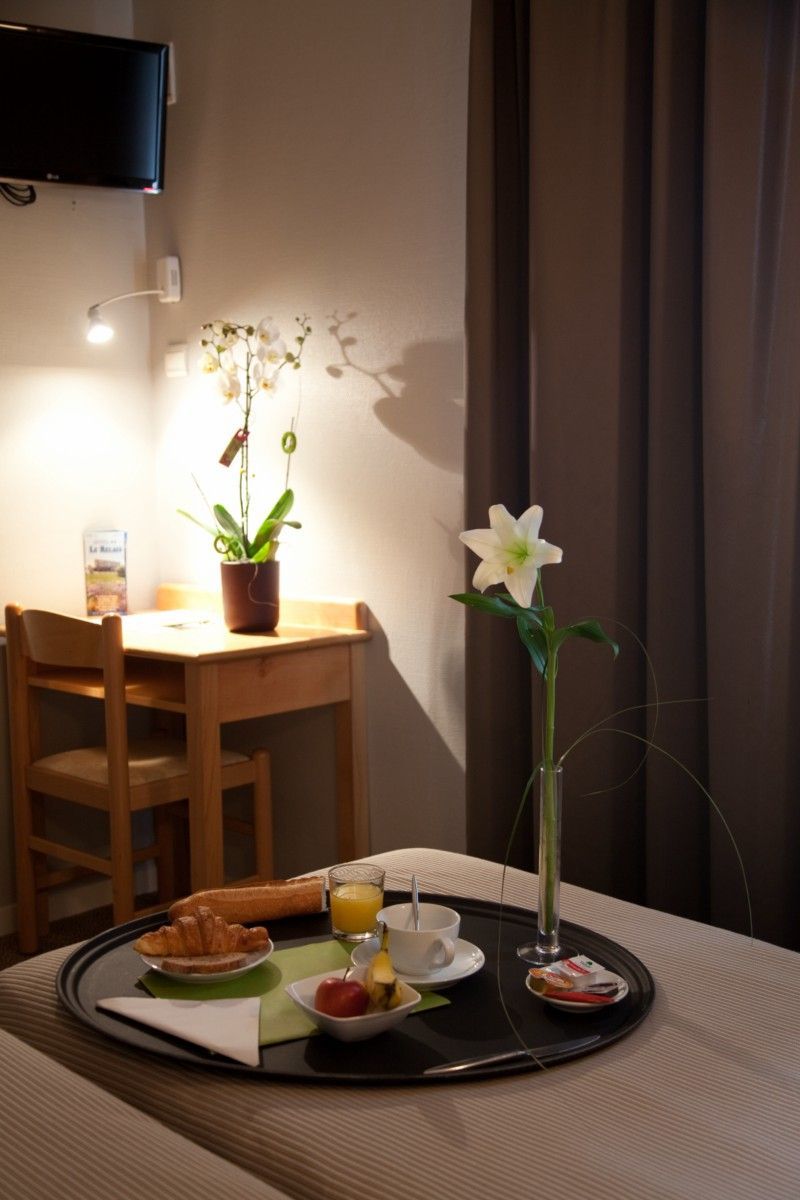 Logis Hotel Le Relais Biscarrosse Bagian luar foto